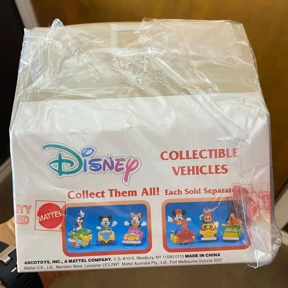 Mattel Vintage Disney Collectible Figures Pluto & Car Die‎ Cast Metal